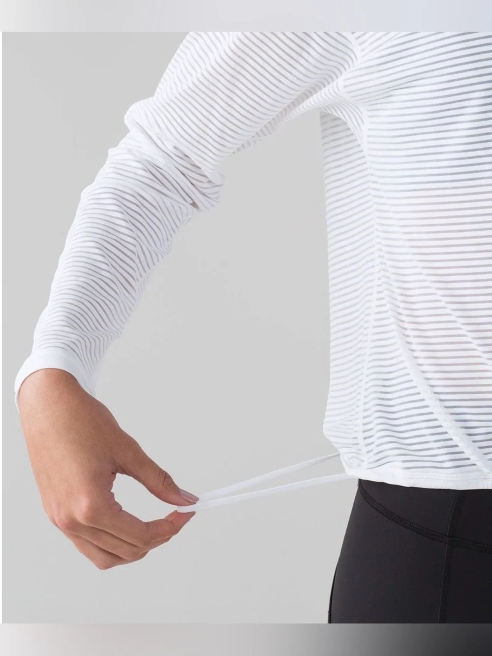 Lululemon Women's Size L Lean In Long Sleeve White Breathable Stretch Shirt